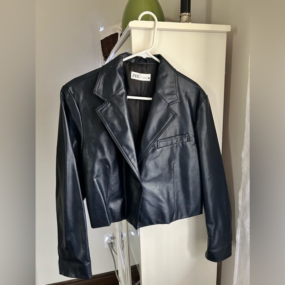 Zara Faux Leather Short Jacket/Blazer - Picture 7 of 7